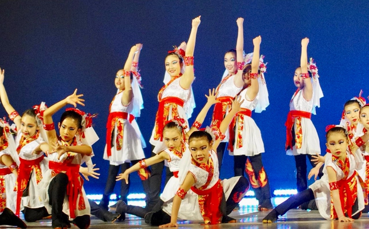 龍神舞祭　行龍　佘太翠玉 龍神舞祭 行龍 佘太翠玉 | iichi 日々の暮らしを心地よくする