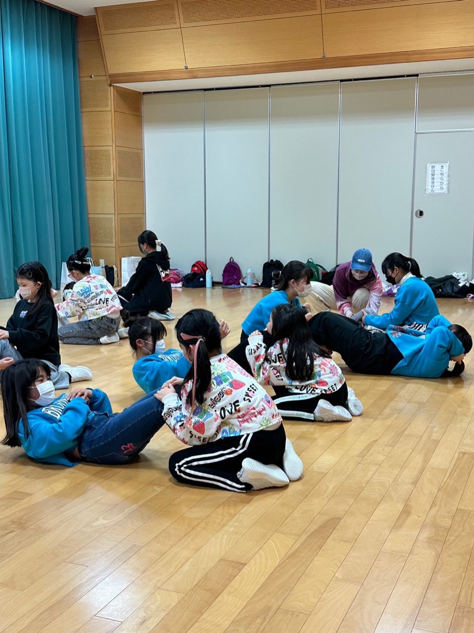 みんなで練習中!